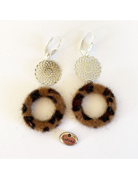 Bocles d'oreilles cercle poil fauve et filigrane métal argenté