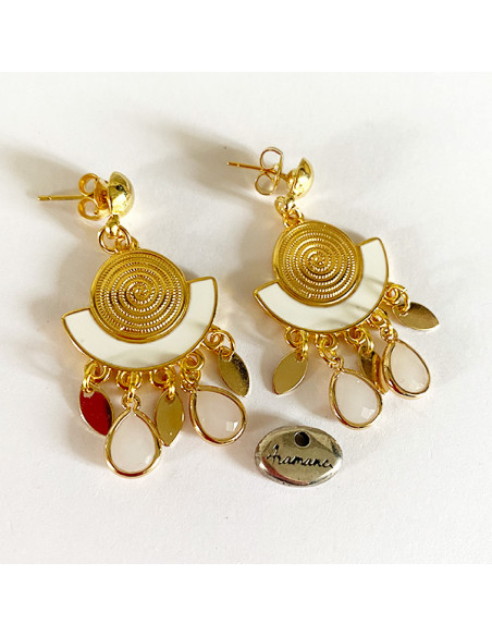 Boucles d'oreilles-laiton doré-émail blanc-Aramance