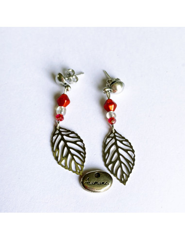 Boucles d'oreilles feuille ciselée et perles