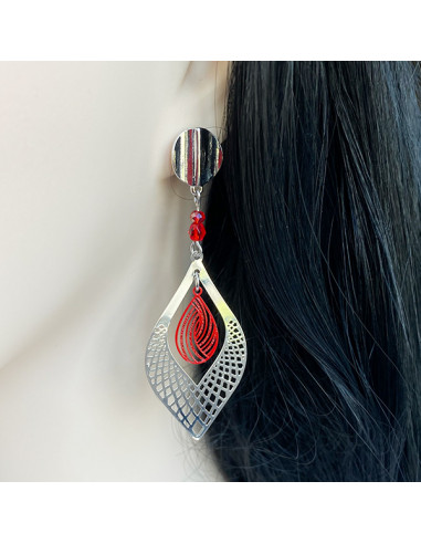 Boucles d'oreilles larmes métal argenté et rouge