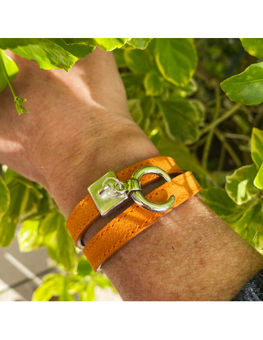 Bracelet nubuck et plaque argent, double tour...