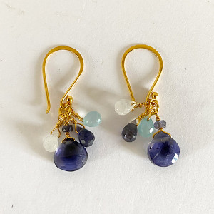 Boucles d'oreilles iolite et pierres fines sur plaqué or