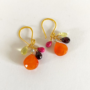 Boucles d'oreilles cornaline et pierres fines sur plaqué or