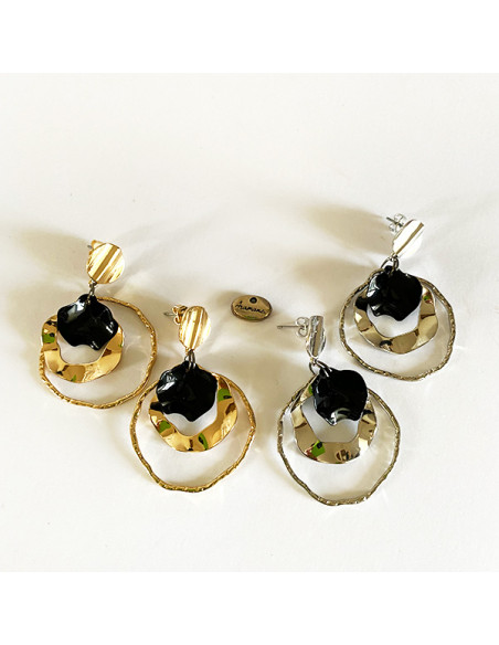 Boucles d'oreilles pendants ondulés argentés ou dorés