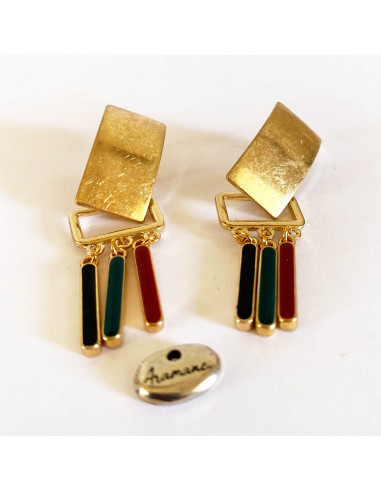 Boucles d'oreilles rectangle doré avec pendants émail de couleur