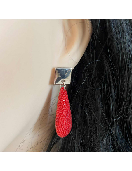 Boucles d'oreilles goutte Galuchat