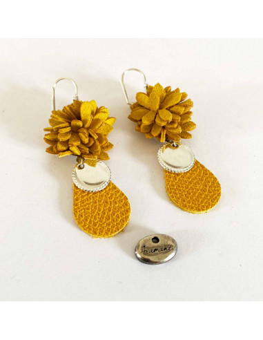 Boucles d'oreilles larme cuir et fleur