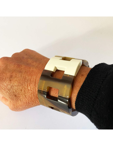 Bracelet manchette corne naturelle et laque