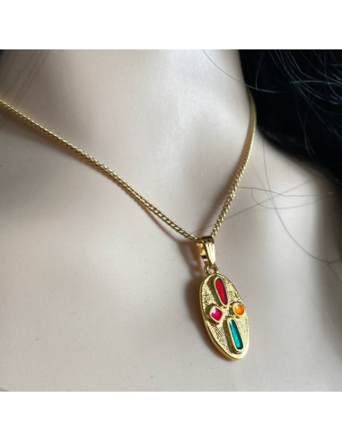 Collier médaillon ovale doré avec émail