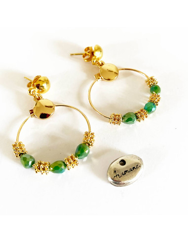 Boucles d'oreilles pierre et perles dorées