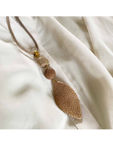 Collier sautoir pendentif Galuchat bicolore