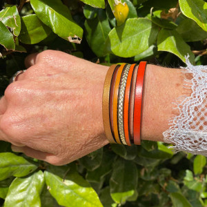 Bracelet manchette cuir 5 liens orange corail,moutarde,cuivre,doré sur fermoir aimanté 2
