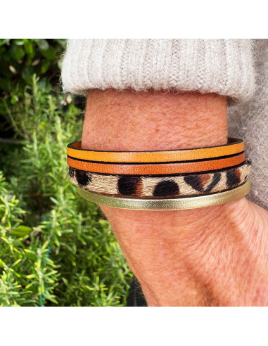 Bracelet manchette cuir brun,léopard et doré
