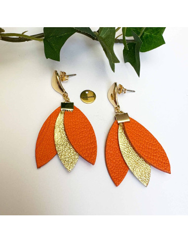 Boucles d'oreilles pétales cuir et or