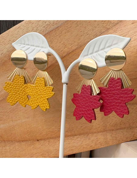 Boucles d'oreilles fleur cuir
