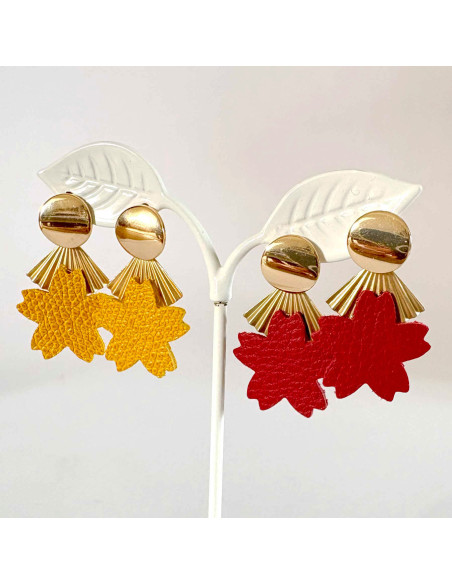 Boucles d'oreilles fleur cuir