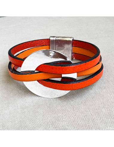 Bracelet cuir entrelas sur cercle argenté