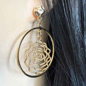 Boucles d'oreilles cercle et spirale en laiton doré. Pour oreilles percées. montage clip possible 2