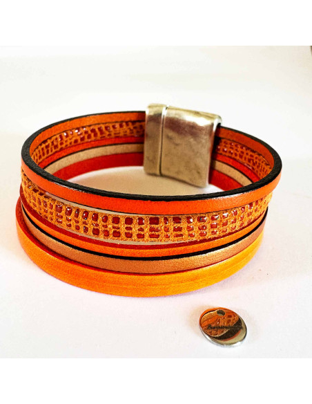 Bracelet 5 liens cuir tons orange et motifs sur fermoir aimanté