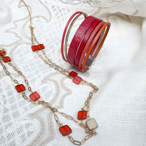 Bracelet cuir manchette cuir rouge, doré et orange sur fermoir aimanté 2