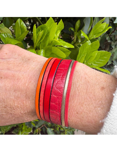 Bracelet cuir manchette cuir rouge, doré et orange sur fermoir aimanté